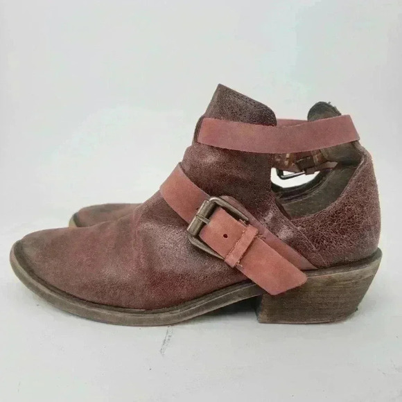 Lucky Brand Chaves Cutout Leather Double Strap Ankle Booties -10M - Picture 1 of 11